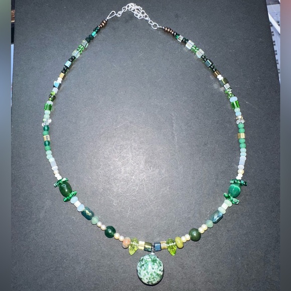 Hand Crafted Multicolor Beaded Necklace - Picture 1 of 1